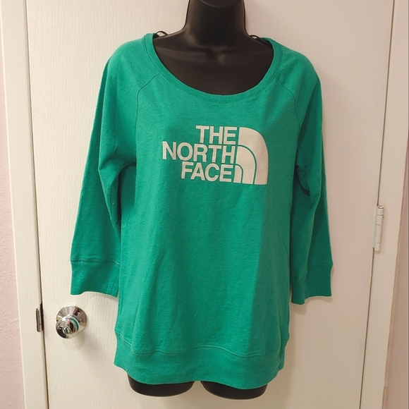 The NORTH FACE green 3/4 sleeve top - Picture 1 of 6